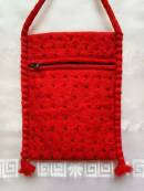 Roter Brustbeutel - Filz Tasche mit Perlen bestickt - Handarbeit - Nepal