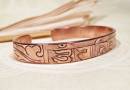 Kupfer Armreif graviertes Tibet Mantra - Om Mani Padme Hum - Nepal