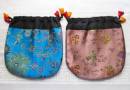 Schmucktasche aus Brokat  2 Stück  Geschenkverpackung  18x17cm - Nepal #6