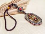 Gl&uuml;cksbringer Schutz Amulett - Dorje Vajra drehbar - Endloser Knoten - Nepal - Tibet
