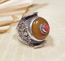 Tibetischer Amber Ring - Karma Arts - NEPAL